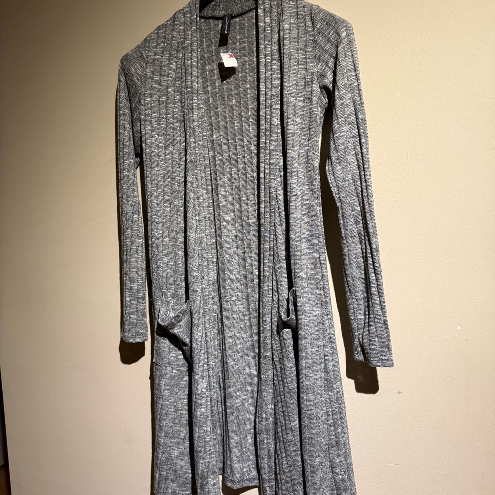 Gray Ribbed Open Front Cardigan - Picture 2 of 8